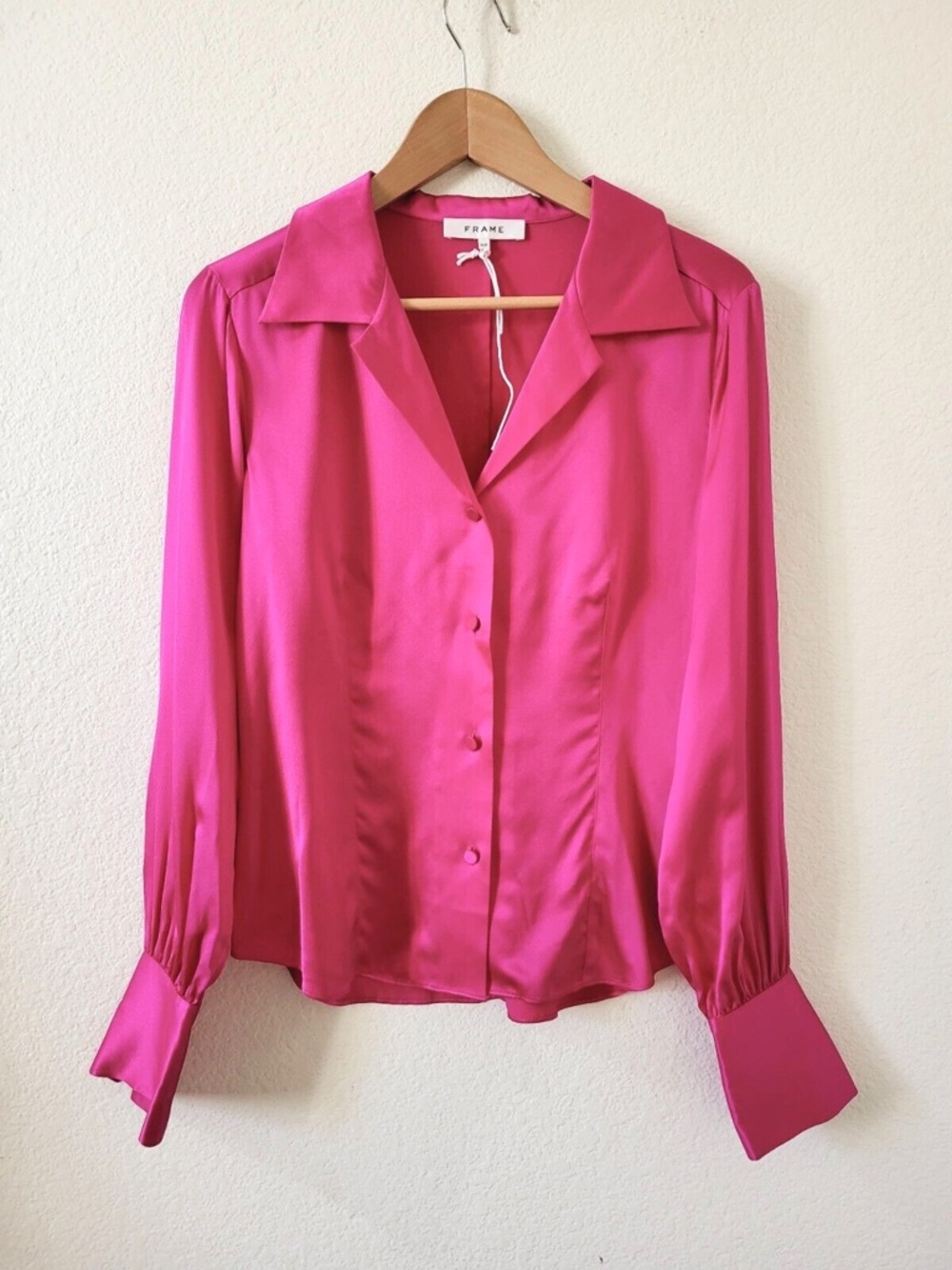 $398 Unworn Frame Silk Femme Shirt in Magenta - Picture 3 of 13